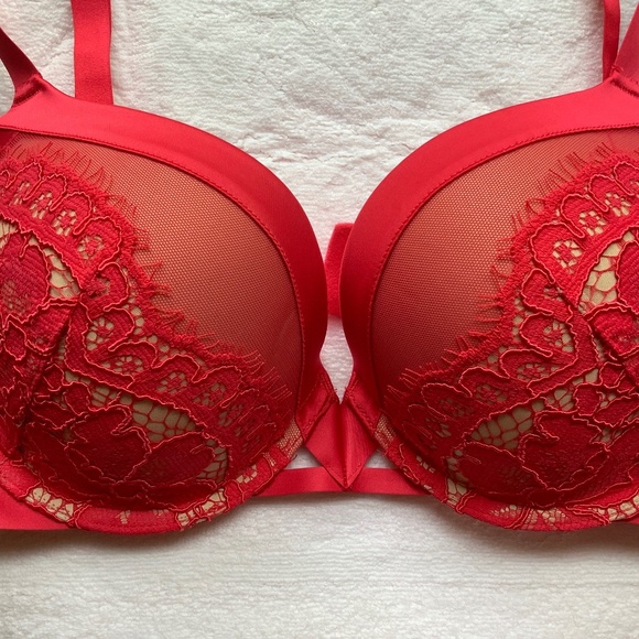 Victoria's Secret Other - Victoria’s Secret Very Sexy Push Up Bra SZ 36C Red